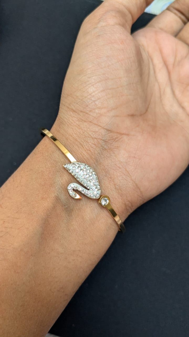 Swan-Motif Crystal Bracelet – The Sam Collection
