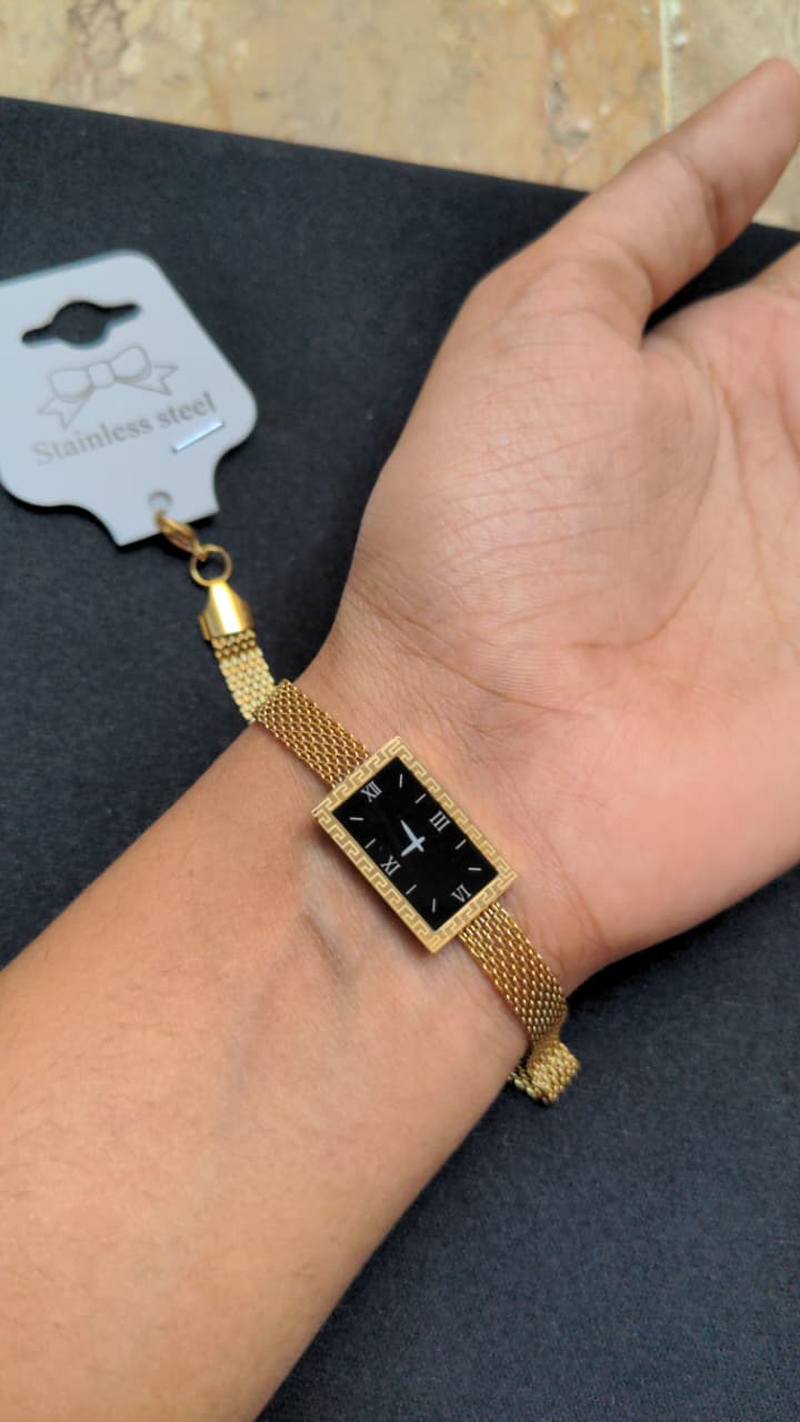 Vintage Xavier Quartz Watch – Gold-Plated Case with Black Roman Numeral Dial – The Sam Collection